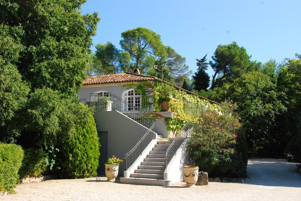 Hotel Les Mazets Des Roches ตาฮาสคอง ภายนอก รูปภาพ