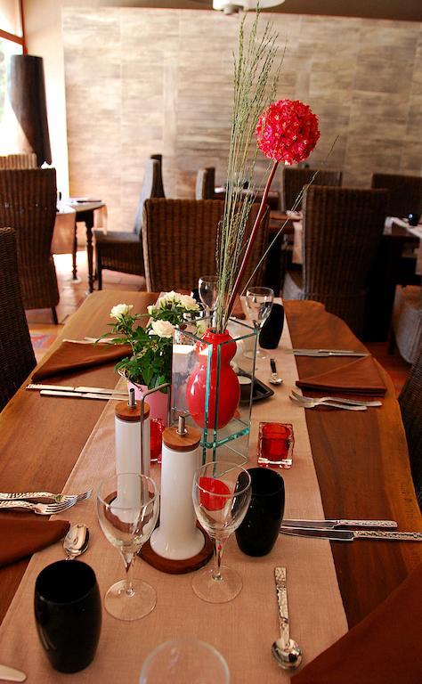 Hotel Les Mazets Des Roches ตาฮาสคอง ภายนอก รูปภาพ