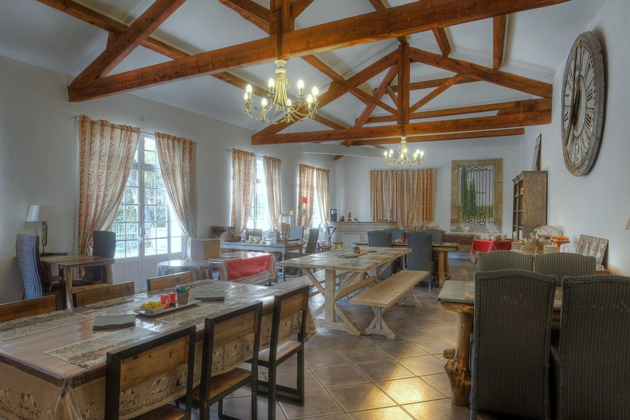 Hotel Les Mazets Des Roches ตาฮาสคอง ภายนอก รูปภาพ