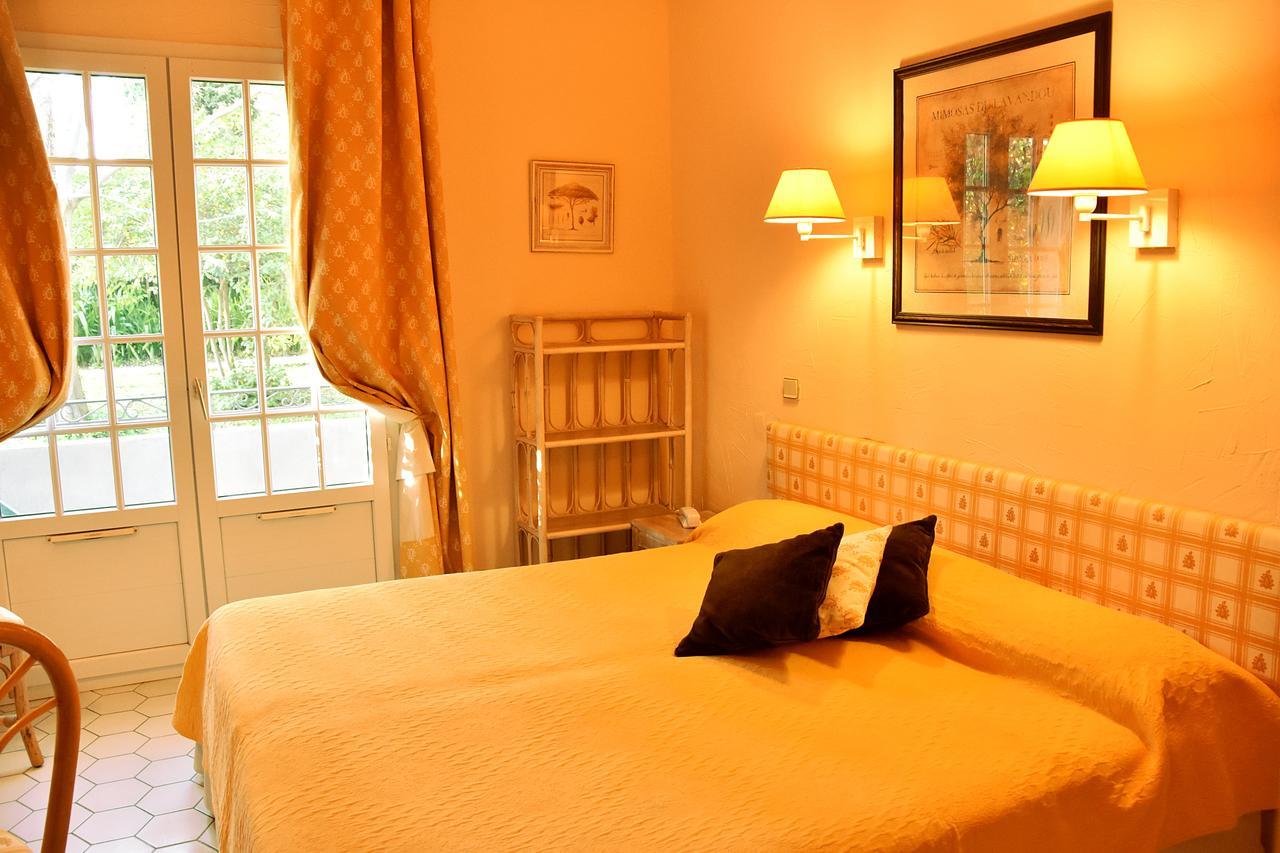 Hotel Les Mazets Des Roches ตาฮาสคอง ภายนอก รูปภาพ