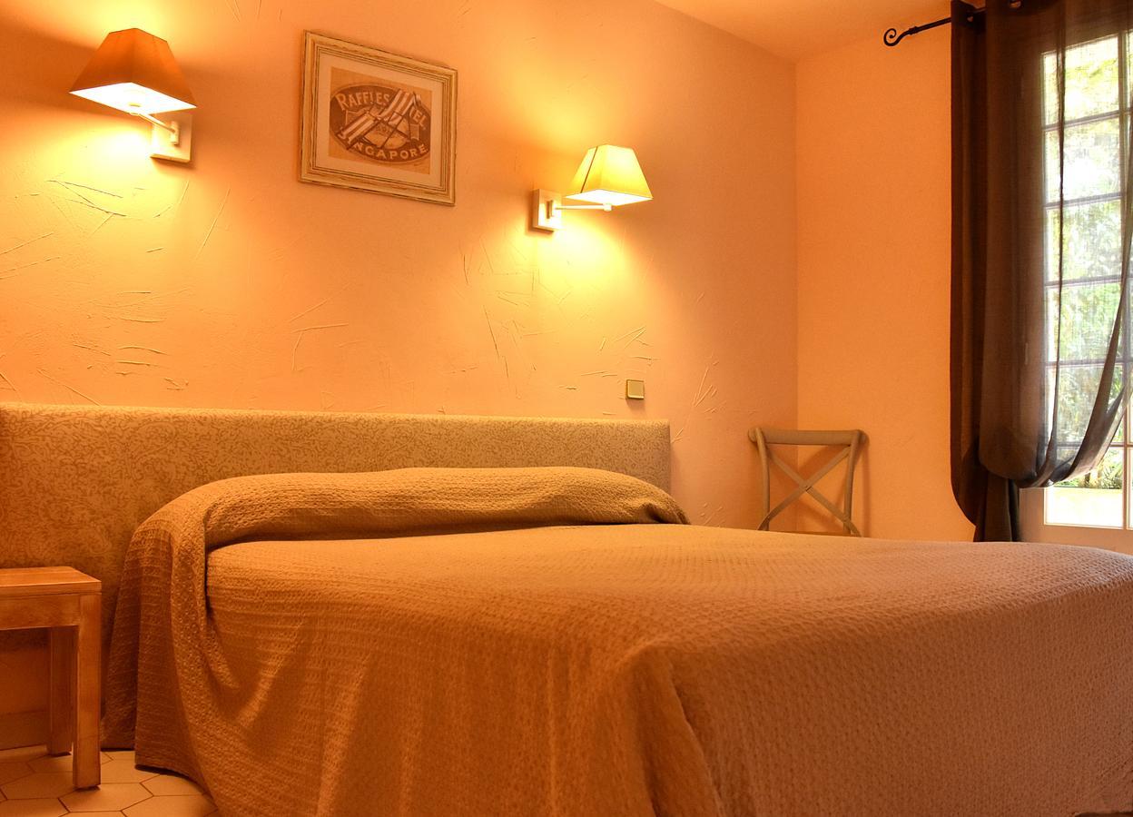 Hotel Les Mazets Des Roches ตาฮาสคอง ภายนอก รูปภาพ
