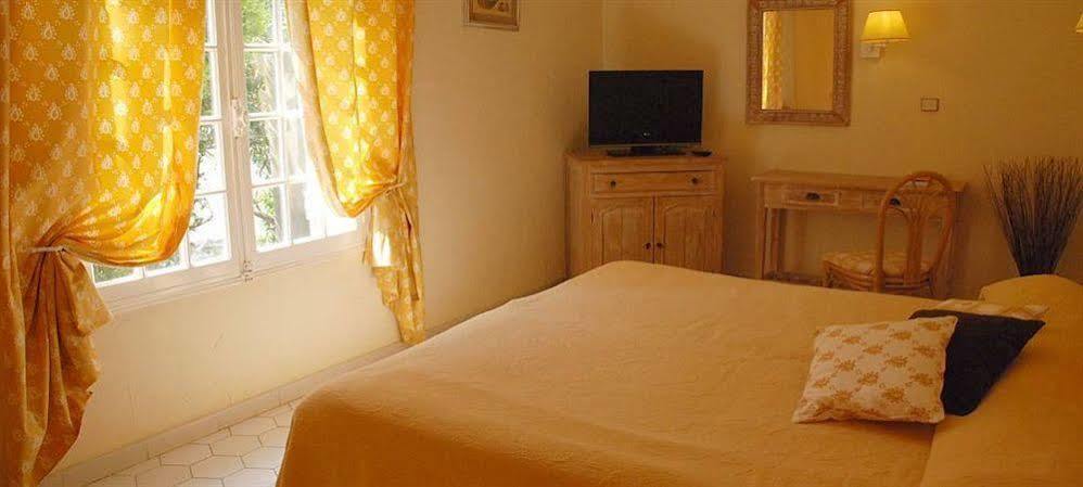 Hotel Les Mazets Des Roches ตาฮาสคอง ภายนอก รูปภาพ